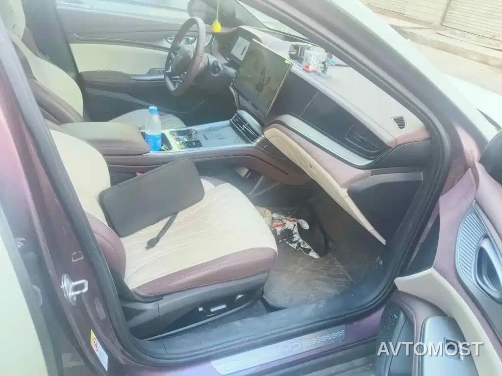 BYD Seal 2023 DM-i 1.5T 121km Flagship — фото 9