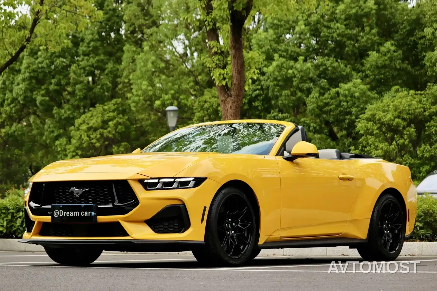 Ford Mustang 2024 2.3T EcoBoost Convertible Sport Edition — фото 1