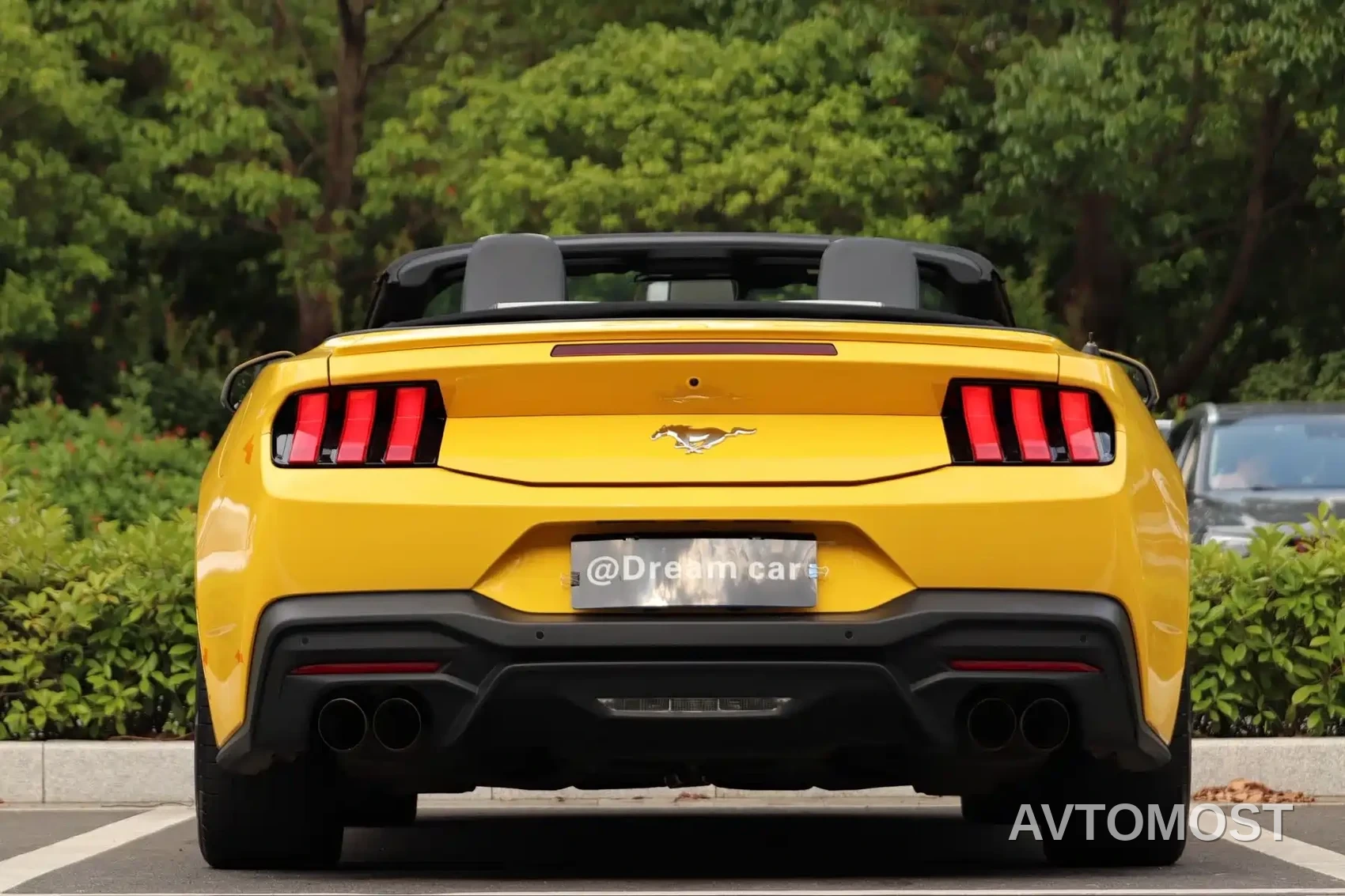 Ford Mustang 2024 2.3T EcoBoost Convertible Sport Edition — фото 5