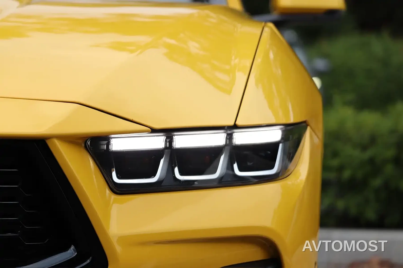 Ford Mustang 2024 2.3T EcoBoost Convertible Sport Edition — фото 7