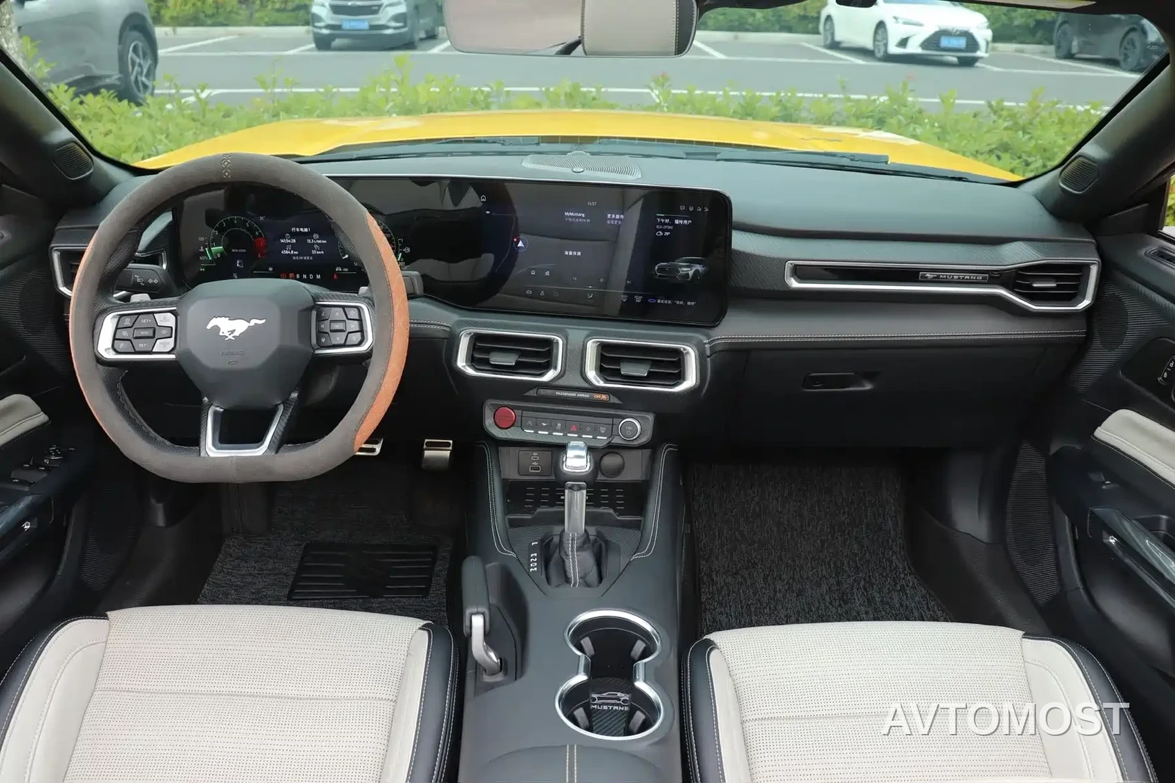 Ford Mustang 2024 2.3T EcoBoost Convertible Sport Edition — фото 15
