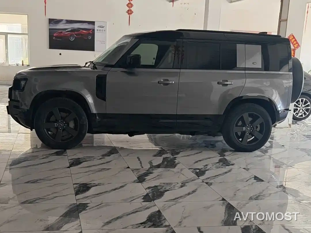 Land Rover Defender 2022 110 P400 X-DYNAMIC HSE — фото 15