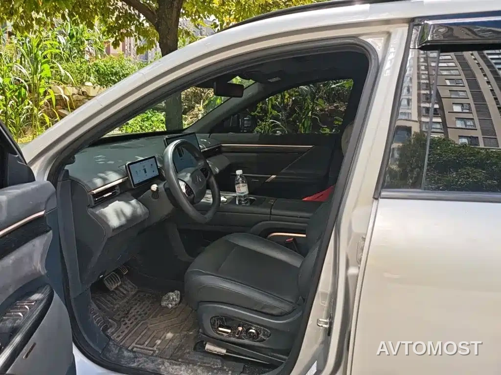 Dongfeng Yipai eπ008 2024 210Max Range Extender 6-Seater — фото 7