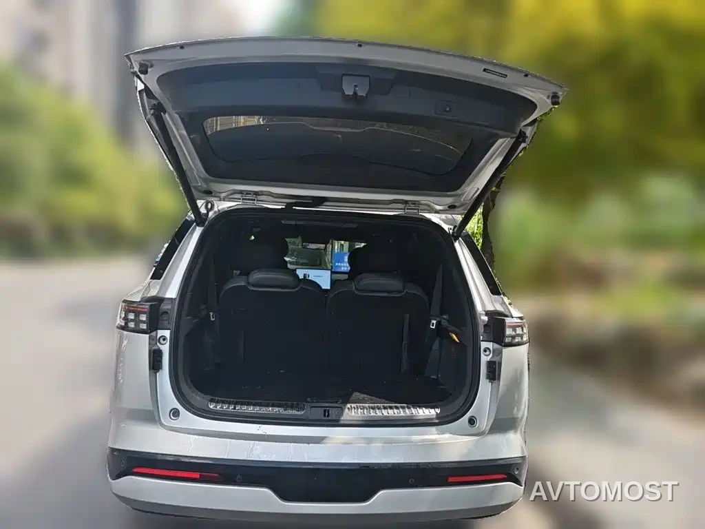Dongfeng Yipai eπ008 2024 210Max Range Extender 6-Seater — фото 9