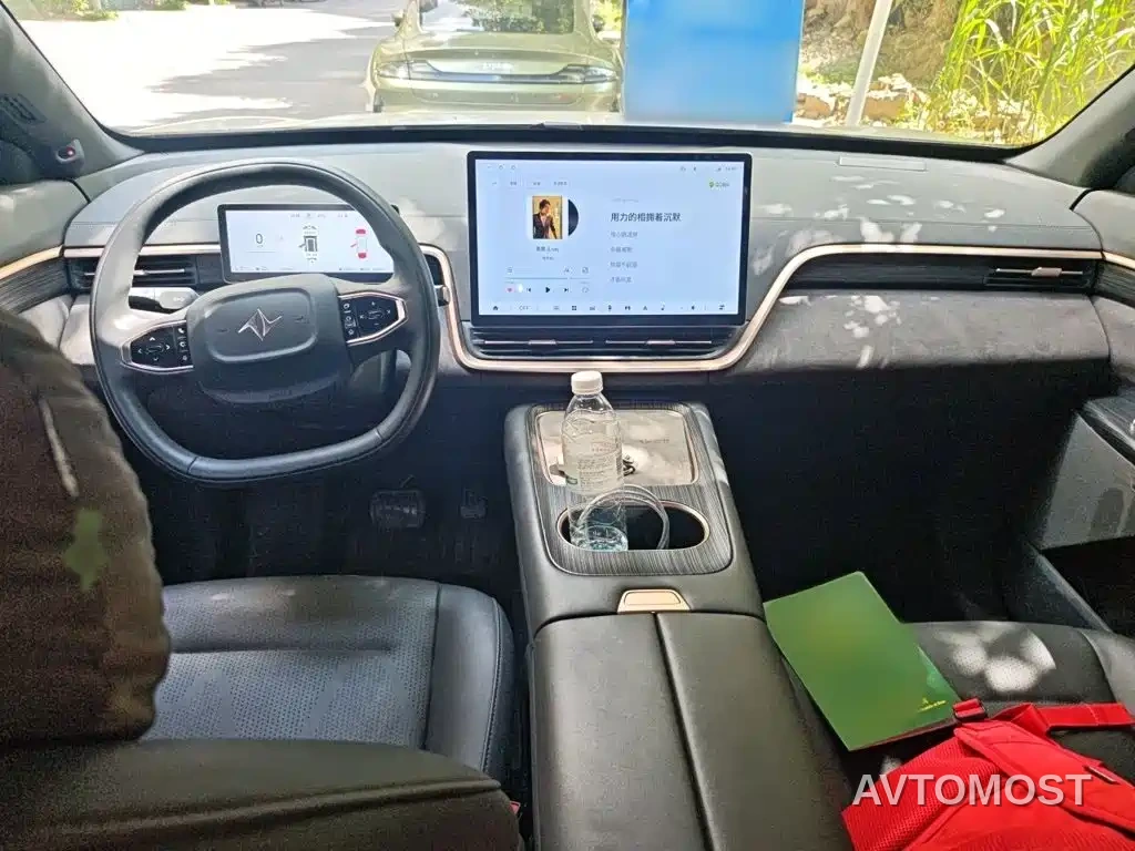 Dongfeng Yipai eπ008 2024 210Max Range Extender 6-Seater — фото 12