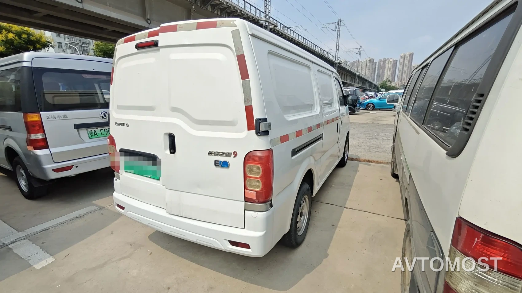 Changan Star 9 EV 2021 Pure Electric Multi-purpose Vehicle 7-seater 55kW — фото 6
