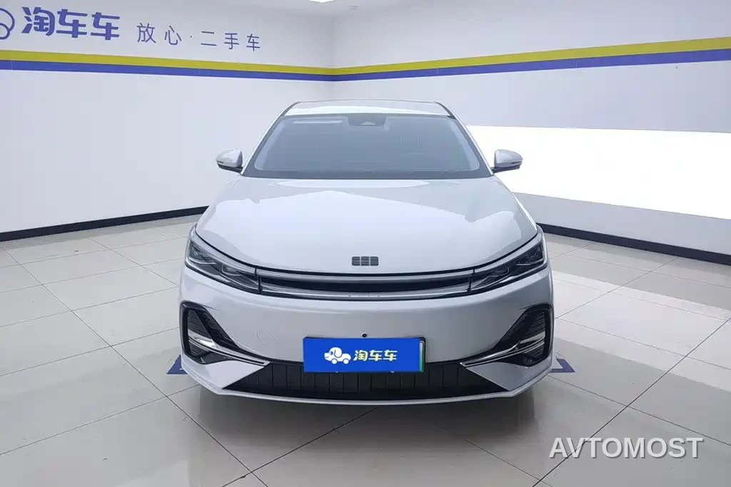 Geely Galaxy A7 2025 EM-i 70km Luxury Edition — фото 2