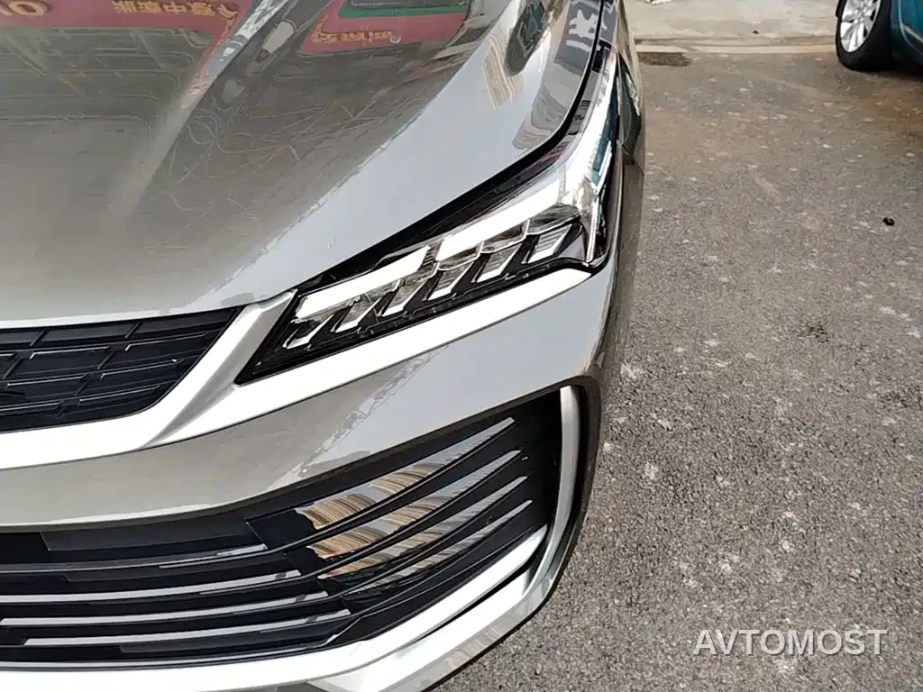 Geely Binyue 2025 Bin Yue L 1.5TD DCT Starlight — фото 21