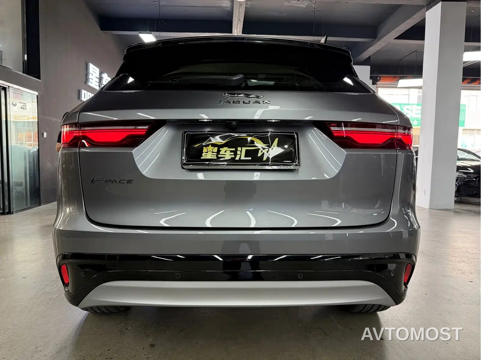 Jaguar F-PACE 2023 P250 HSE — фото 12