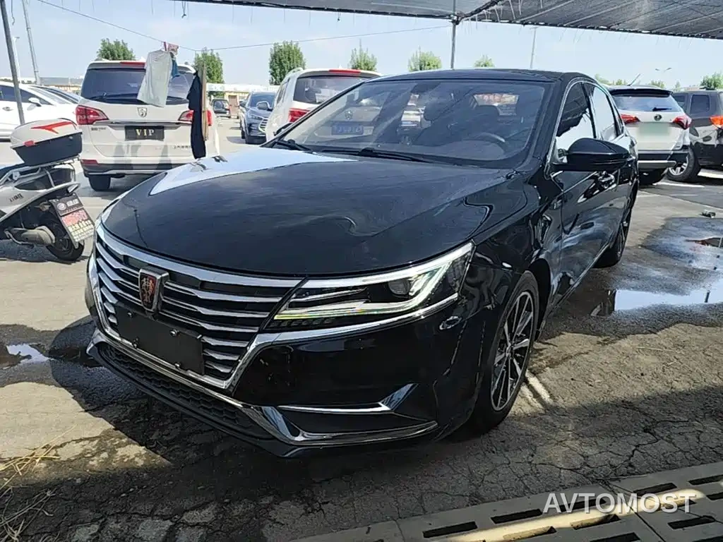 Roewe i6 New Energy 2019 PLUS 50T Internet Honor Intelligent Premium Edition — фото 1