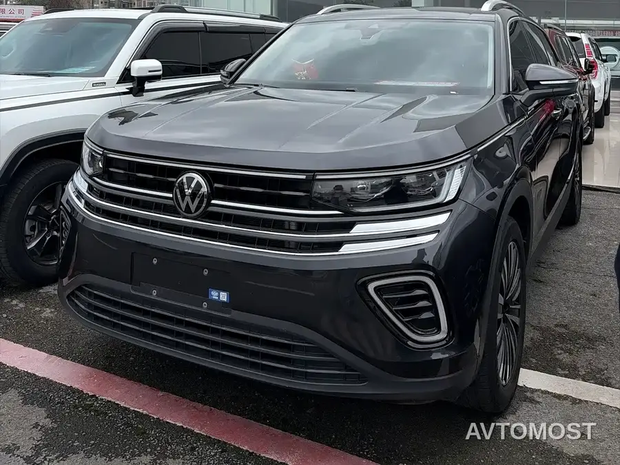 Volkswagen Talagon 2023 330TSI Luxury Touring Edition