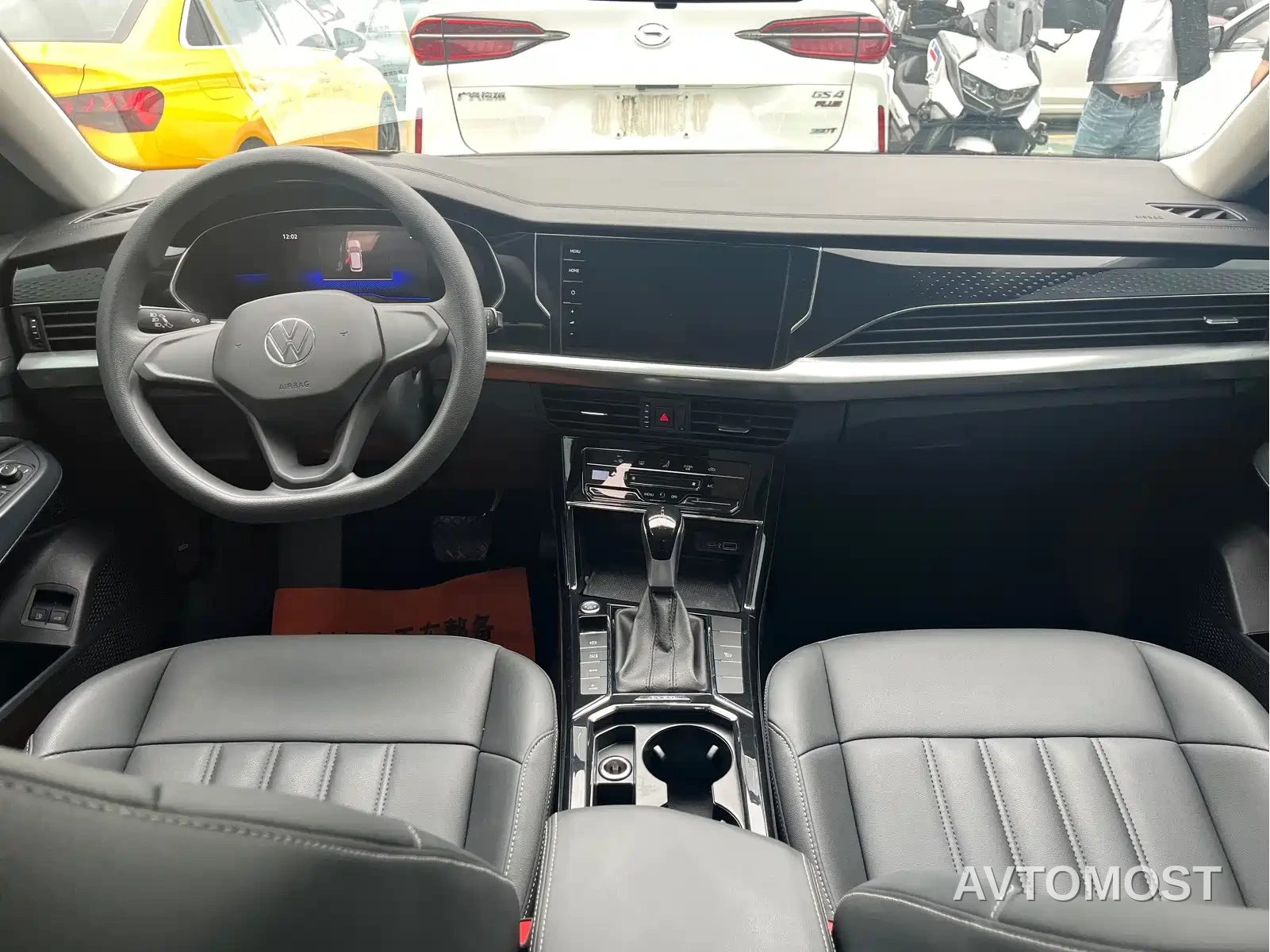 Volkswagen Passat New Energy 2022 430PHEV Hybrid Elite Edition — фото 6