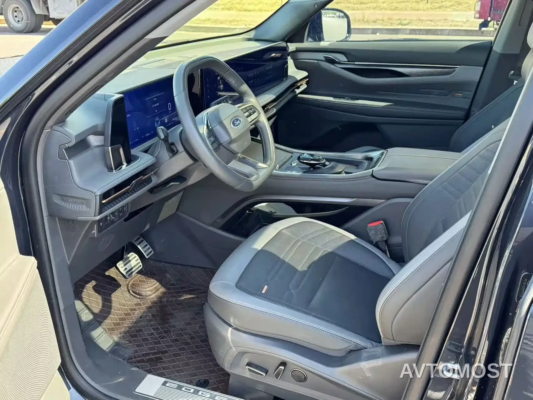 Ford Edge 2023 Edge L 2.0T EcoBoost 4WD 7-Seater Ultimate — фото 5
