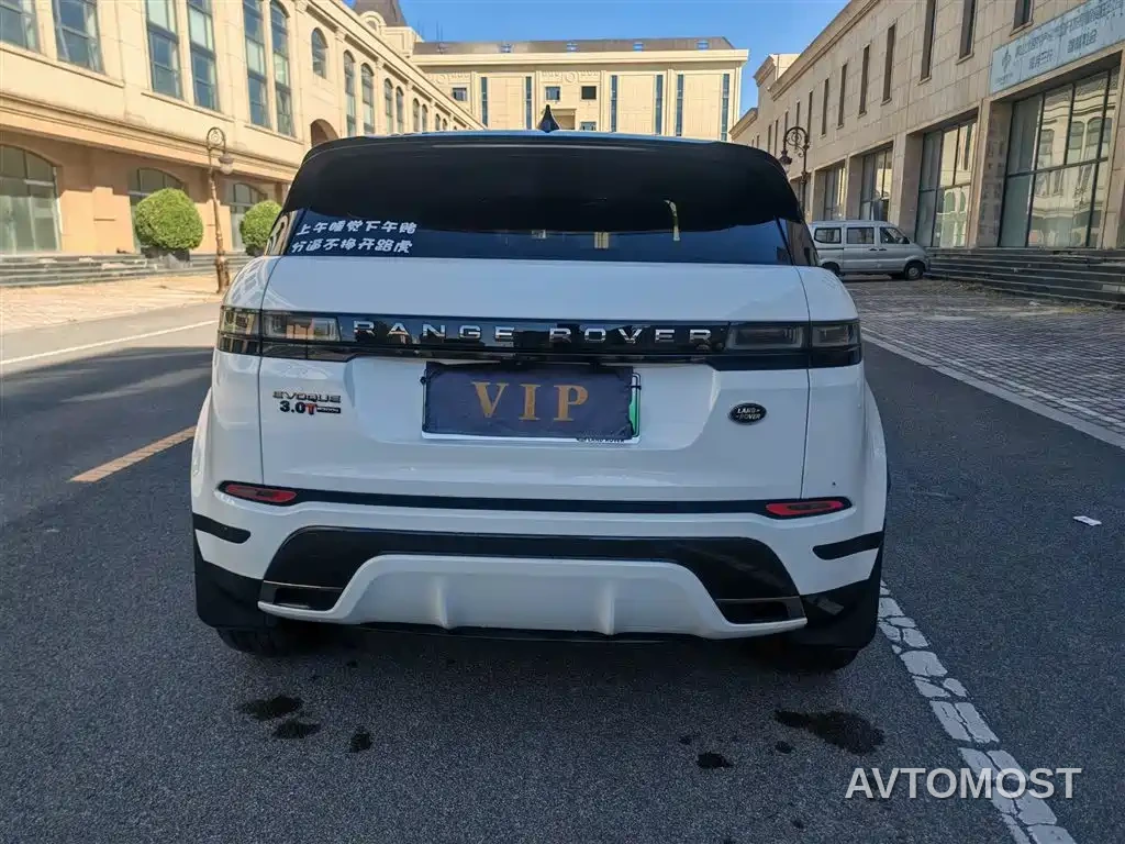 Land Rover Range Rover Evoque New Energy 2022 Range Rover Evoque L P300e Plug-in Hybrid — фото 15