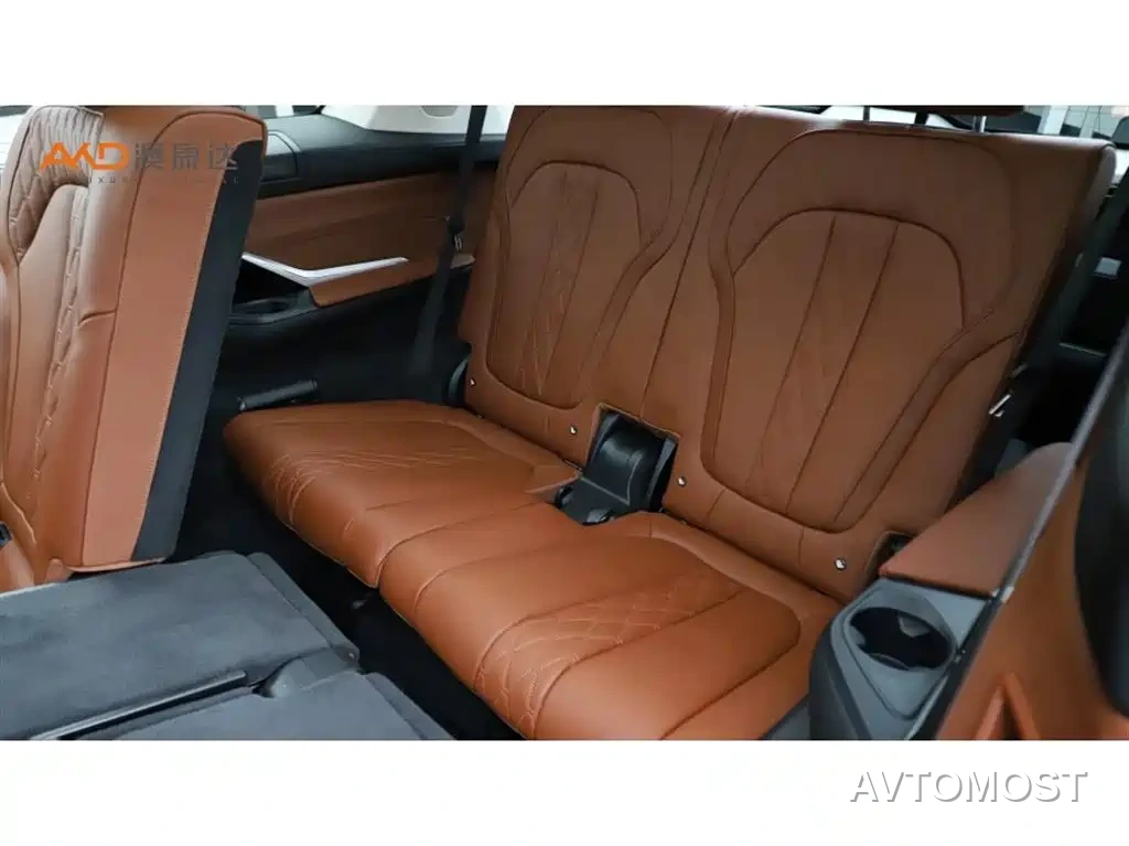 BMW X7 2021 Facelift xDrive M50i — фото 9