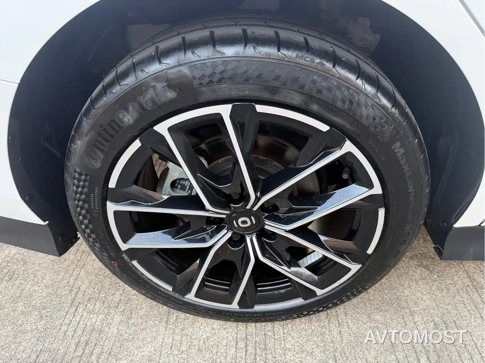 Changan UNI-V iDD 2024 Blue Whale Smart iDD 136km Smart Premium — фото 5