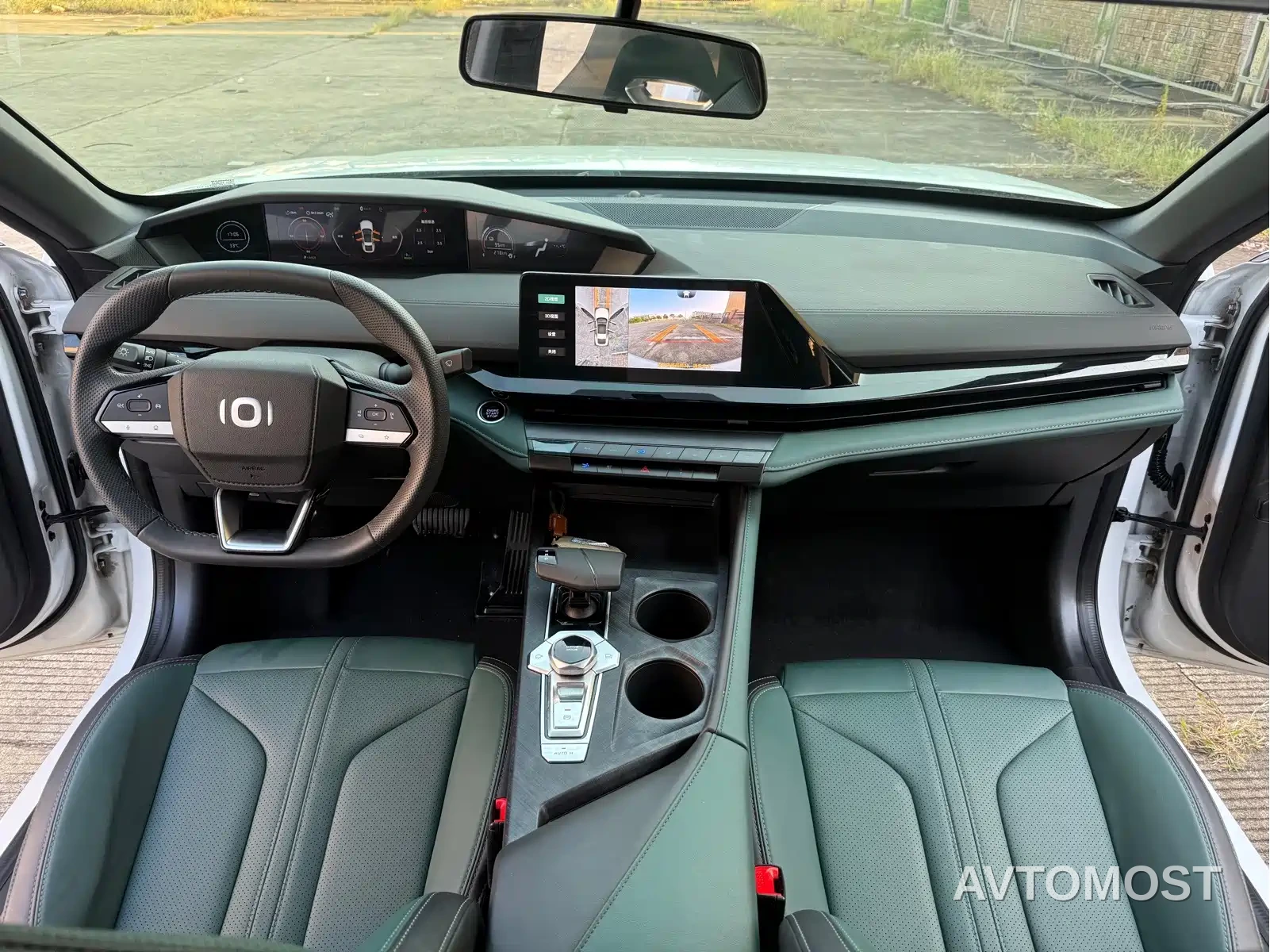 Changan UNI-V iDD 2024 Blue Whale Smart iDD 136km Smart Premium — фото 15