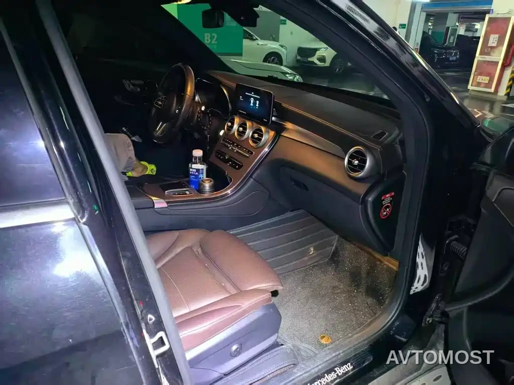 Mercedes-Benz GLC 2022 Facelift II GLC 260 L 4MATIC Luxury — фото 4
