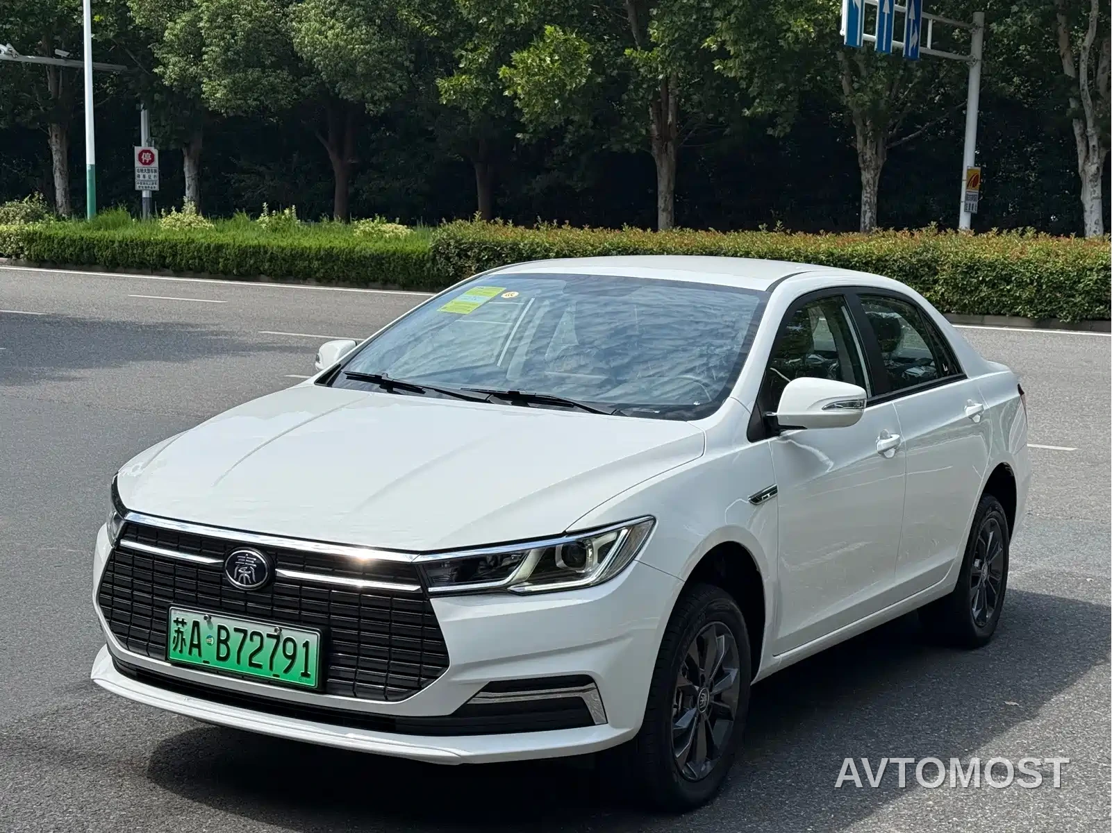 BYD Qin New Energy 2024 Travel Edition 450 — фото 1