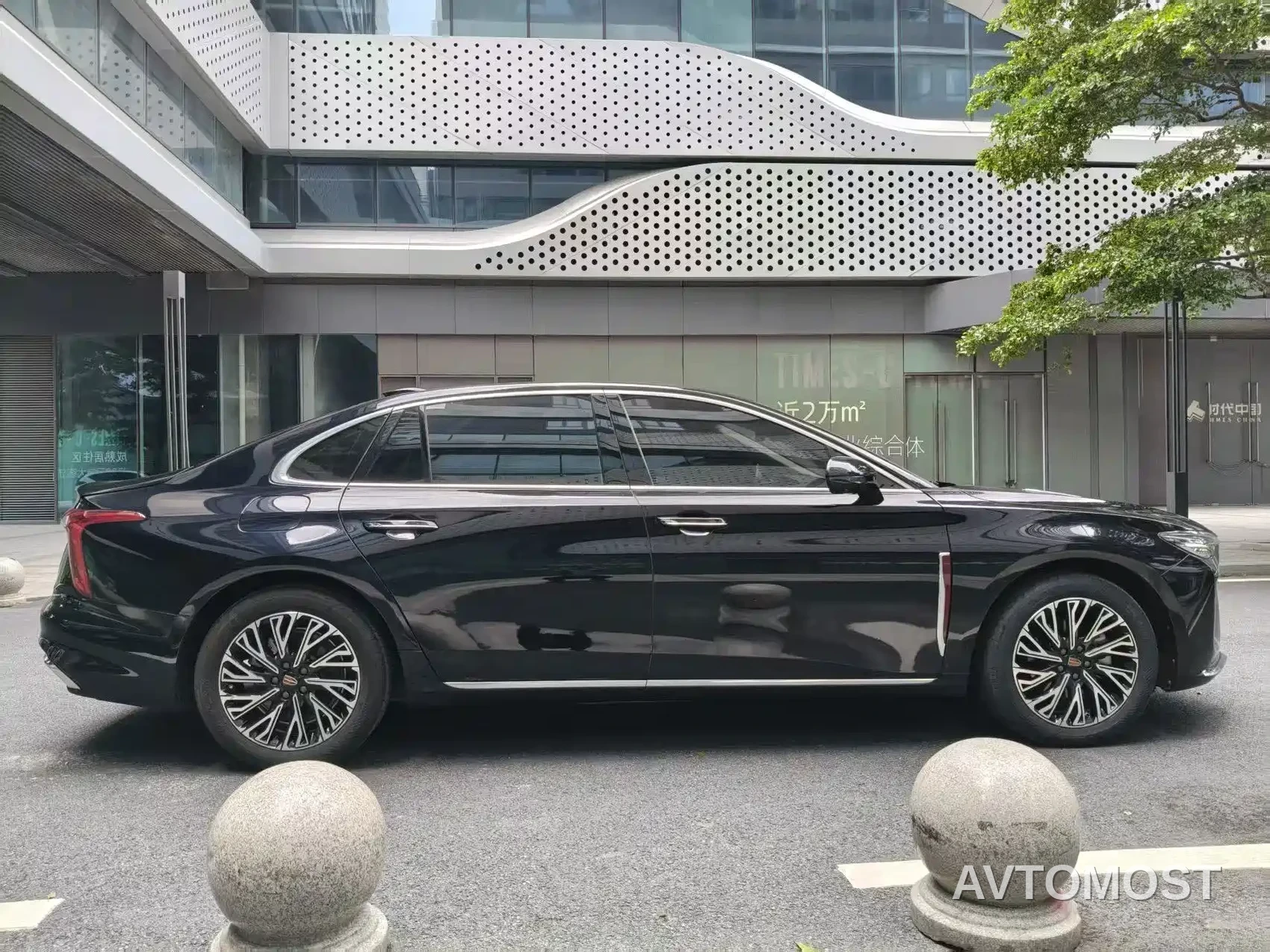 Hongqi H5 2023 2.0T Auto Smart Connect Flag Comfort — фото 11