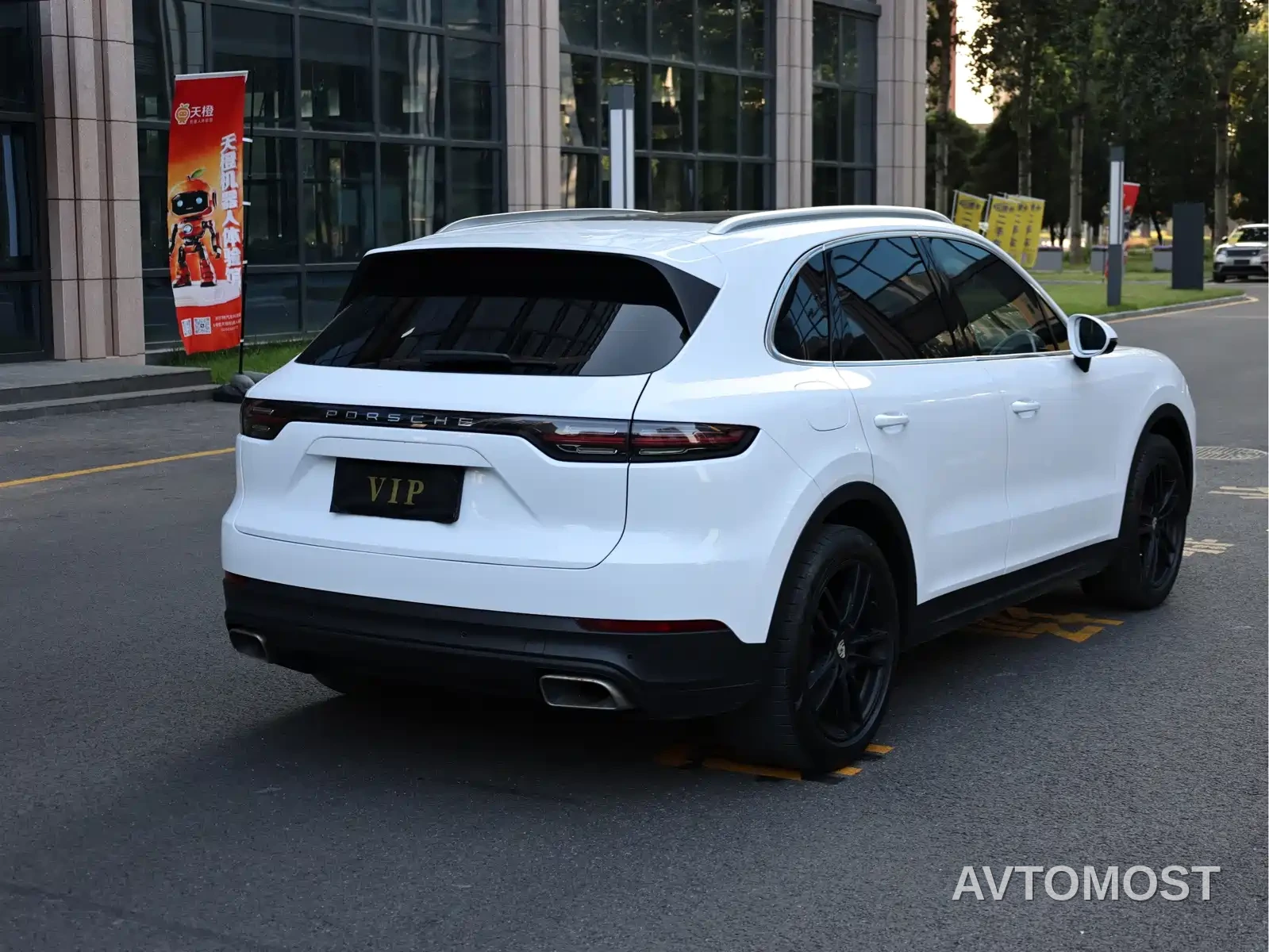 Porsche Cayenne 2022 Cayenne 3.0T Platinum Edition — фото 4