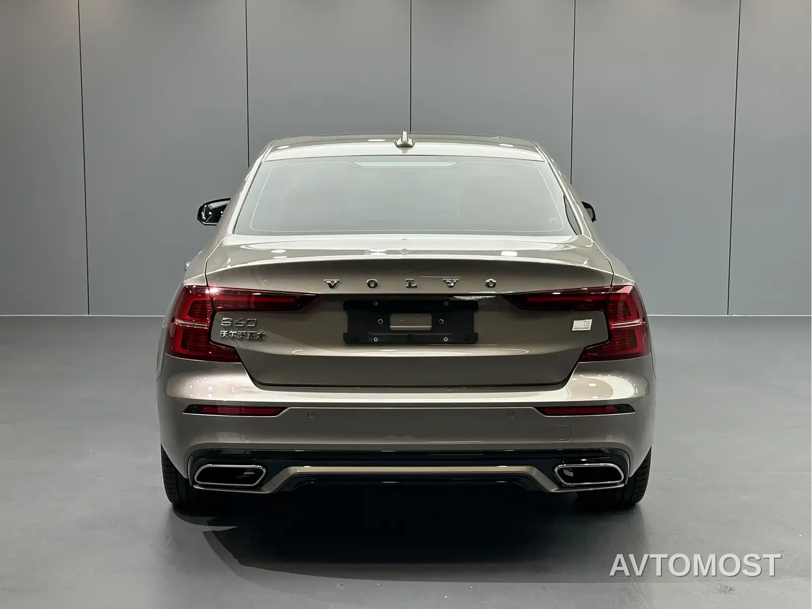 Volvo S60 Plug-in Hybrid 2021 T8 Twin Engine AWD R-Design Sport Edition — фото 5