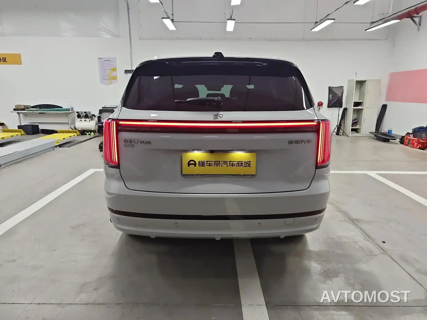 Jetour Shanhai L7 PLUS 2025 Base Model 7-Seater — фото 7