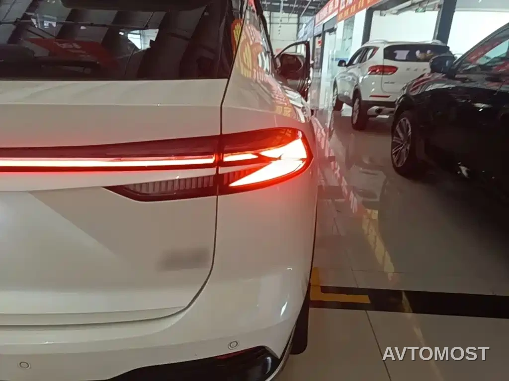 Roewe RX5 2023 1.5T Superior Edition — фото 6