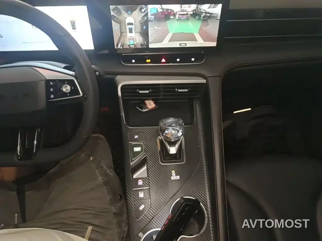Roewe RX5 2023 1.5T Superior Edition — фото 12