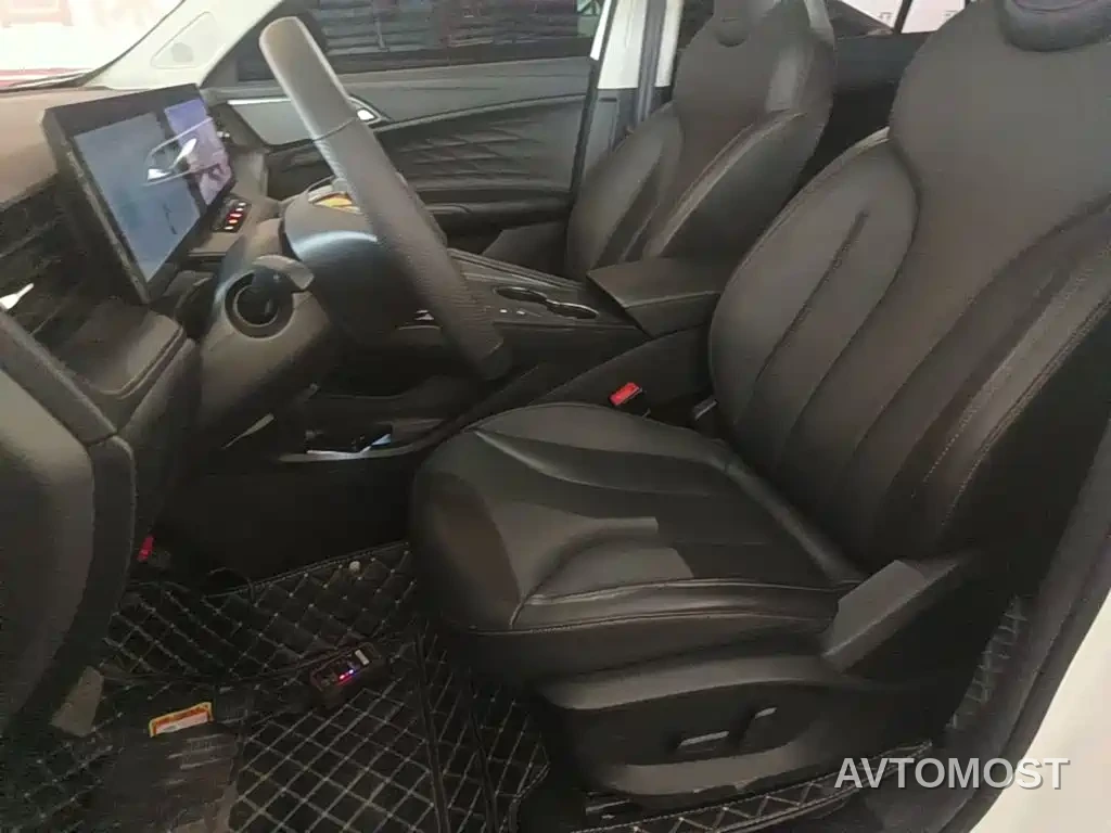 Roewe RX5 2023 1.5T Superior Edition — фото 13