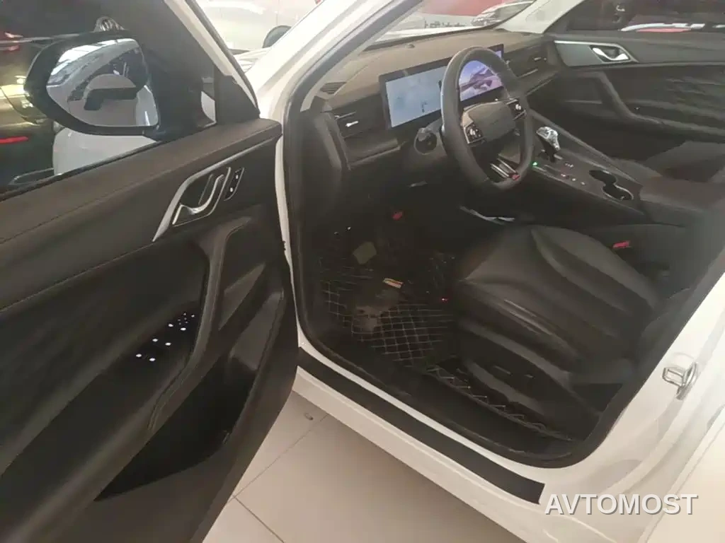 Roewe RX5 2023 1.5T Superior Edition — фото 14
