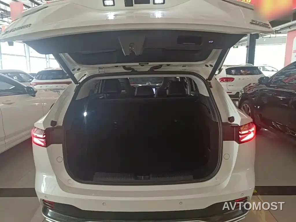 Roewe RX5 2023 1.5T Superior Edition — фото 17