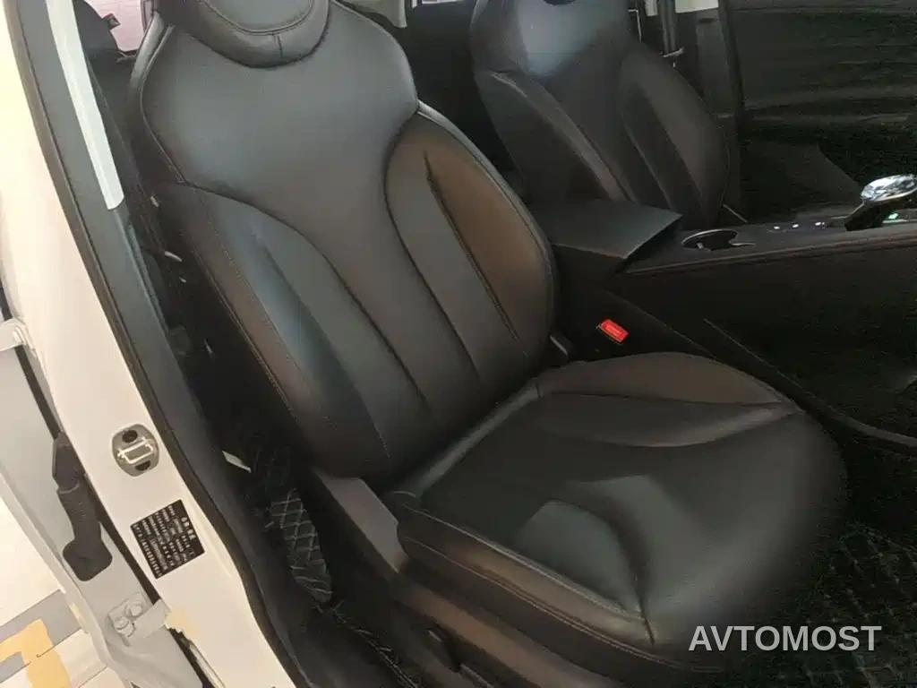 Roewe RX5 2023 1.5T Superior Edition — фото 22