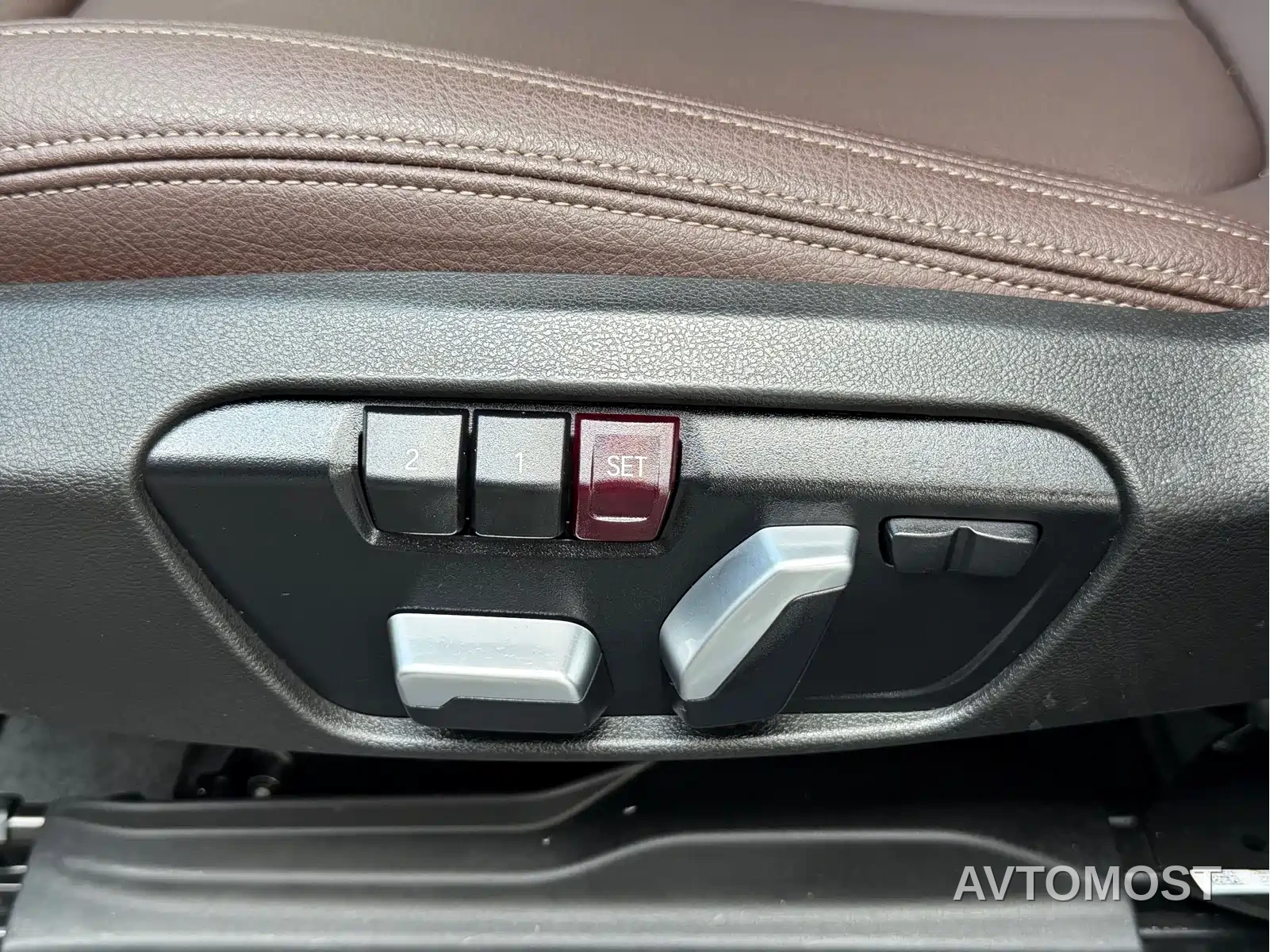 BMW X1 2022 sDrive25Li Leading — фото 11