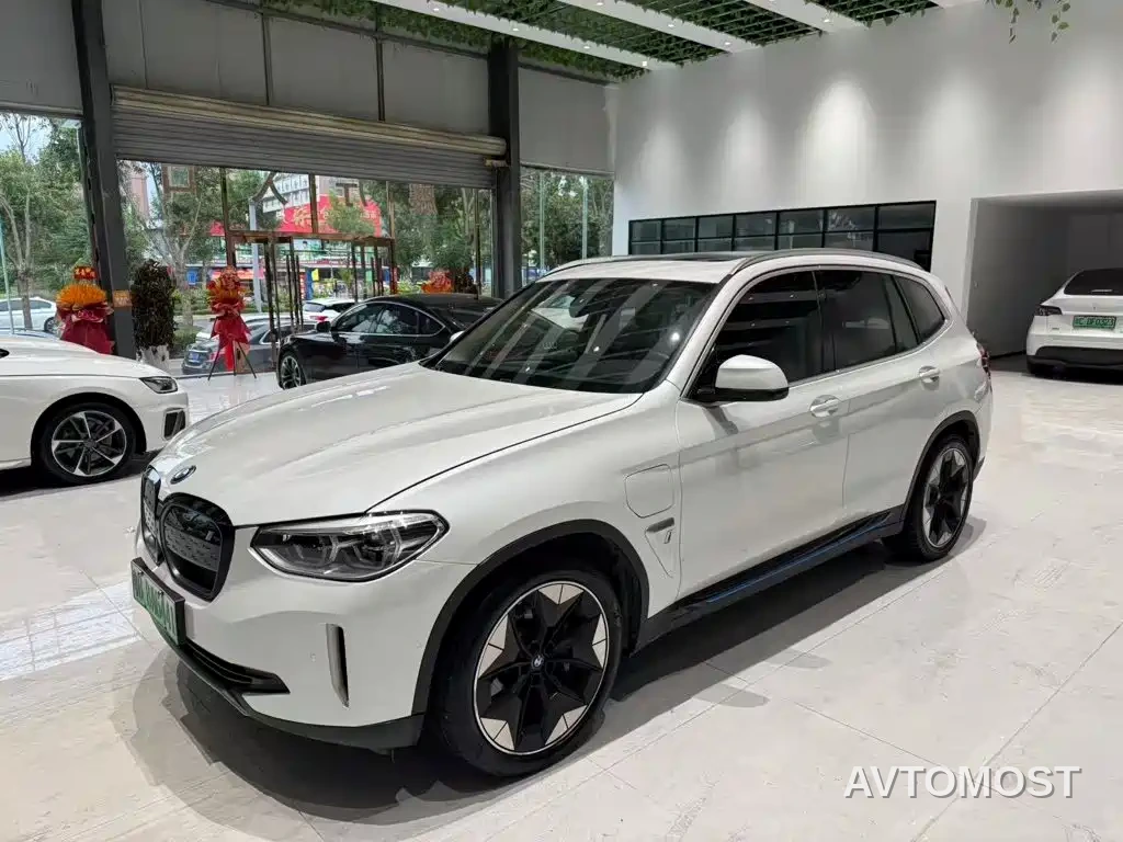 BMW iX3 2021 Facelift Leading — фото 1