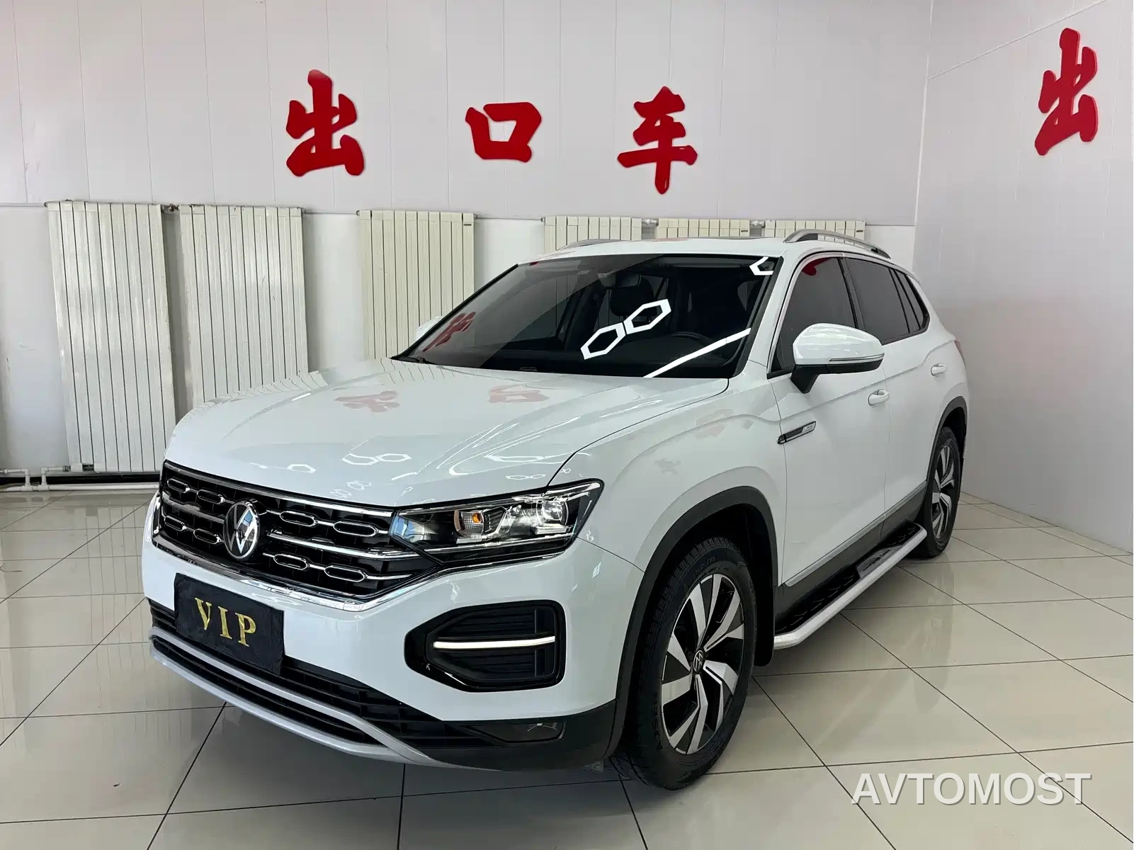 Volkswagen Tayron 2022 280TSI 2WD Luxury Smart Connect Edition — фото 1