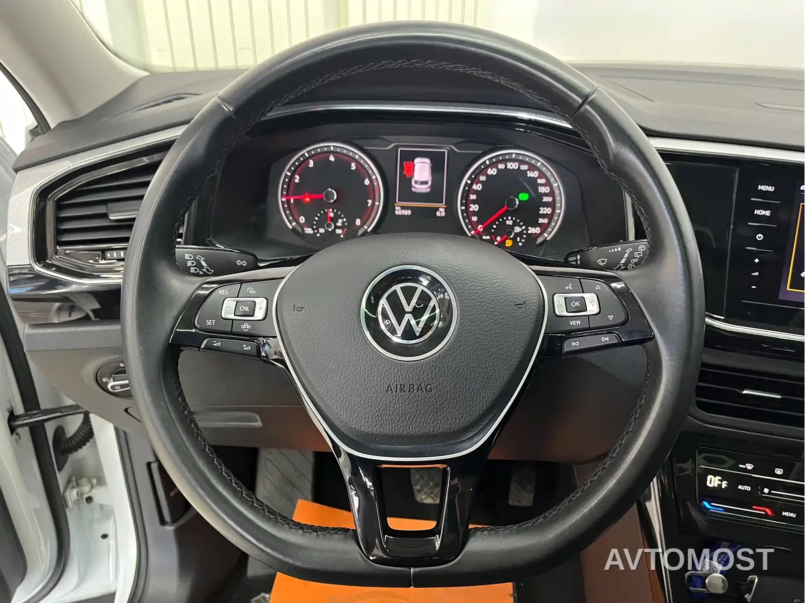 Volkswagen Tayron 2022 280TSI 2WD Luxury Smart Connect Edition — фото 9