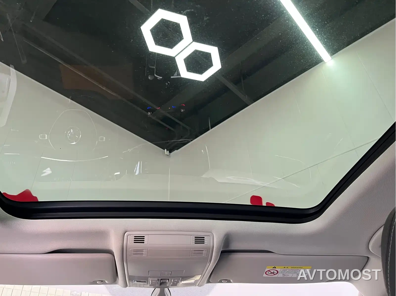 Volkswagen Tayron 2022 280TSI 2WD Luxury Smart Connect Edition — фото 14
