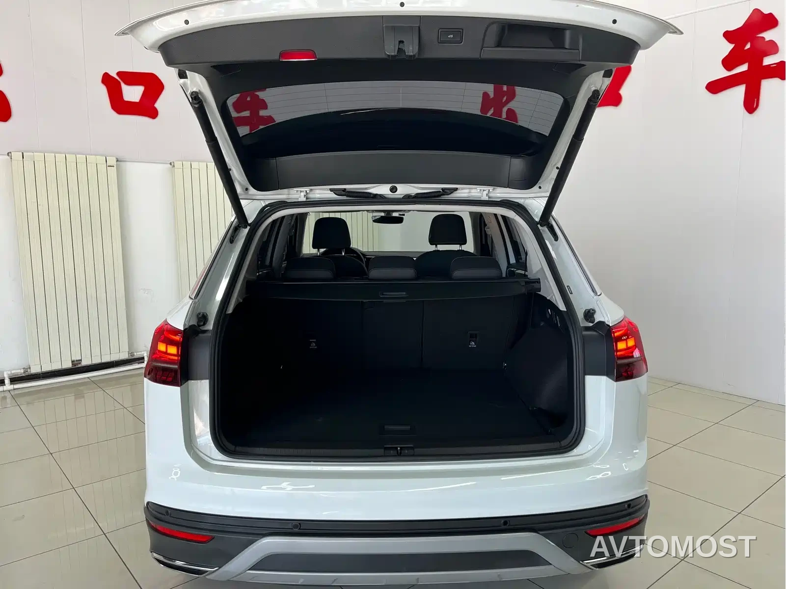 Volkswagen Tayron 2022 280TSI 2WD Luxury Smart Connect Edition — фото 17