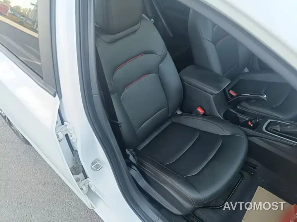 Chevrolet Monza 2020 Mild Hybrid RS 330T Automatic Smooth Edition — фото 22