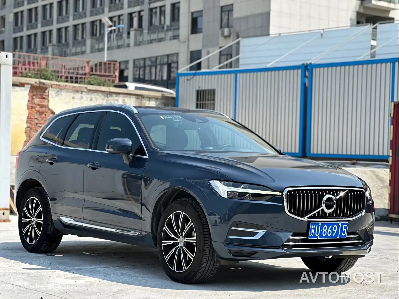Volvo XC60 2021 T5 AWD Inscription — фото 3