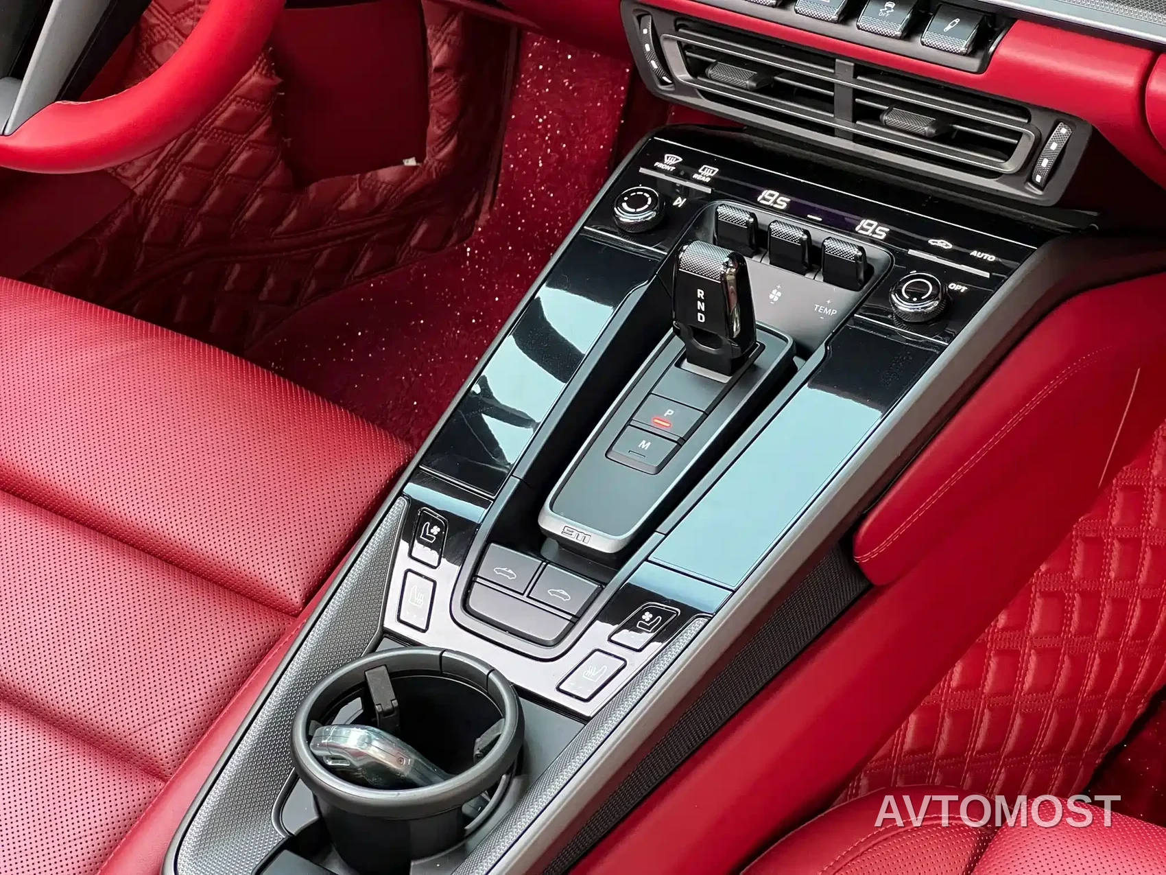 Porsche 911 2022 Targa 4 3.0T — фото 14