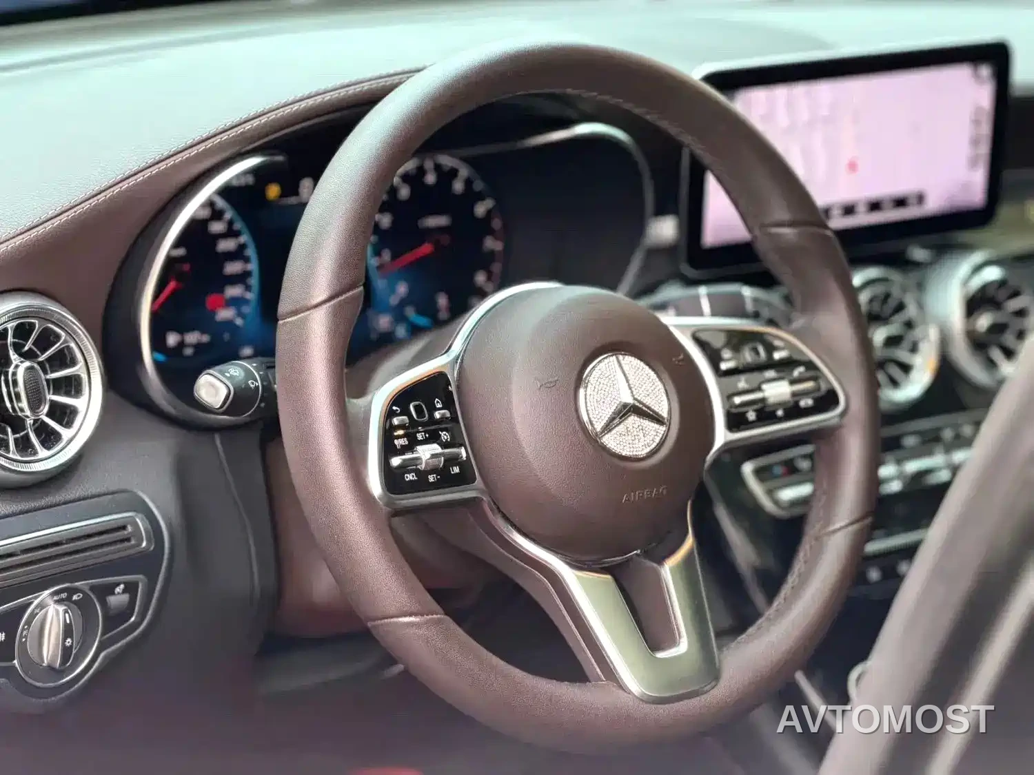 Mercedes-Benz GLC 2022 Facelift II GLC 260 L 4MATIC Sport Model — фото 5