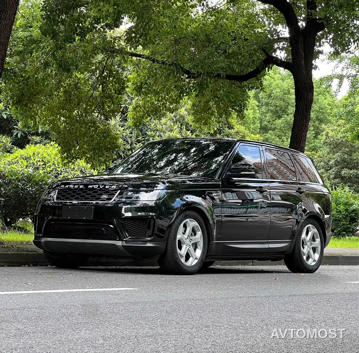 Land Rover Range Rover Sport 2021 3.0 L6 SE — фото 1