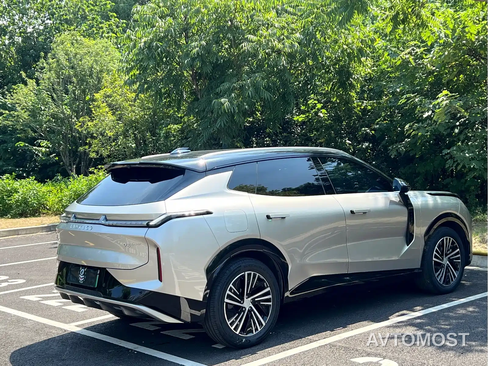 Lynk & Co 08 EM-P 2023 120km Long Range Pro — фото 16