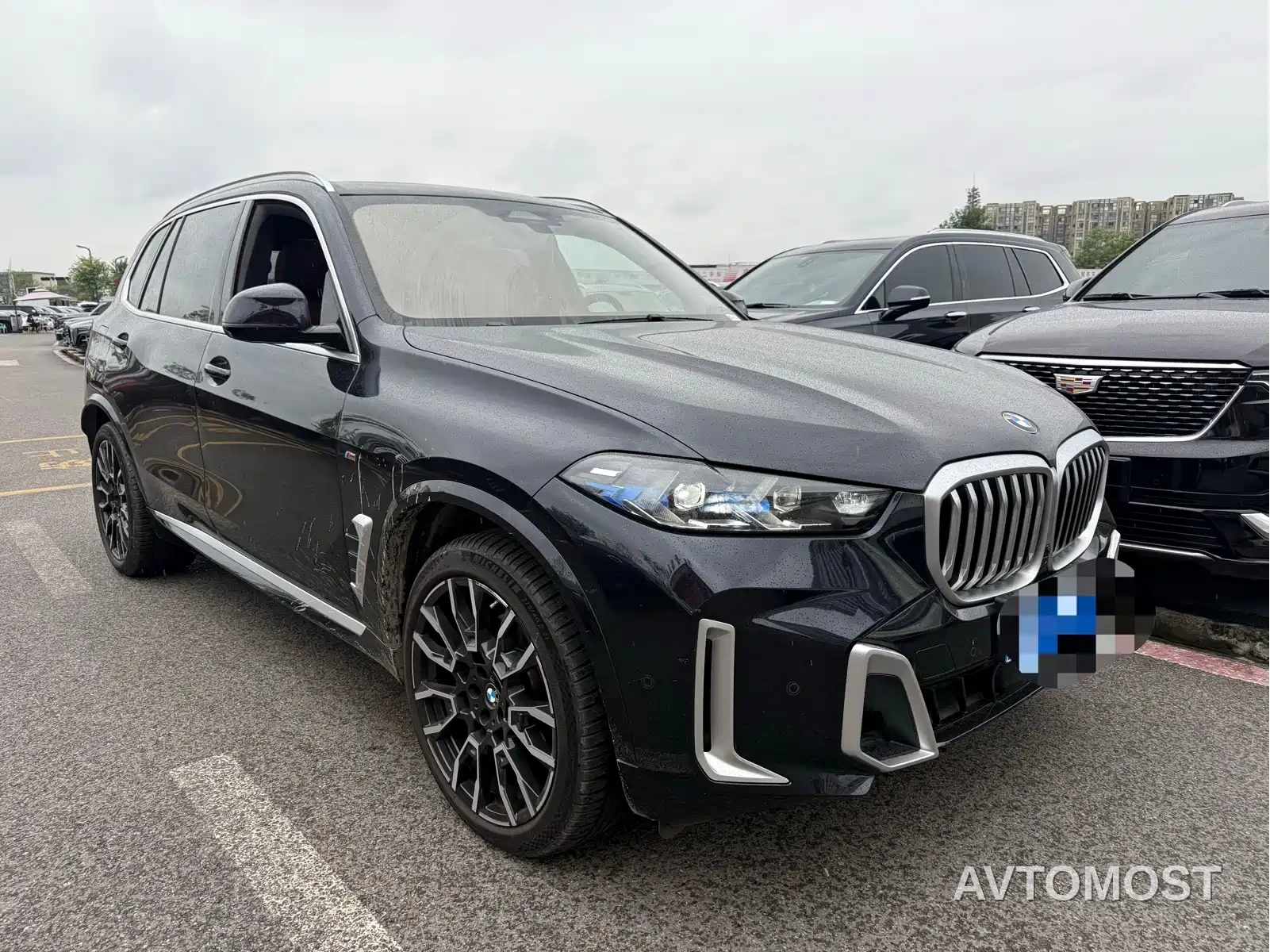 BMW X5 2023 xDrive 40Li M Sport Package — фото 1