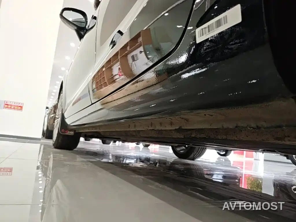Hongqi H5 2022 Classic Facelift 1.5T DCT Flag Rhythm Edition — фото 20