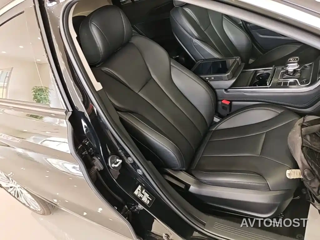 Hongqi H5 2022 Classic Facelift 1.5T DCT Flag Rhythm Edition — фото 22