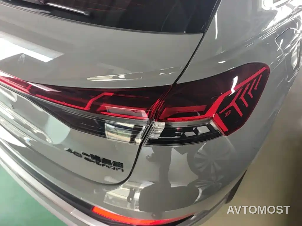 Audi Q4 e-tron 2023 40 e-tron Innovation Edition — фото 5