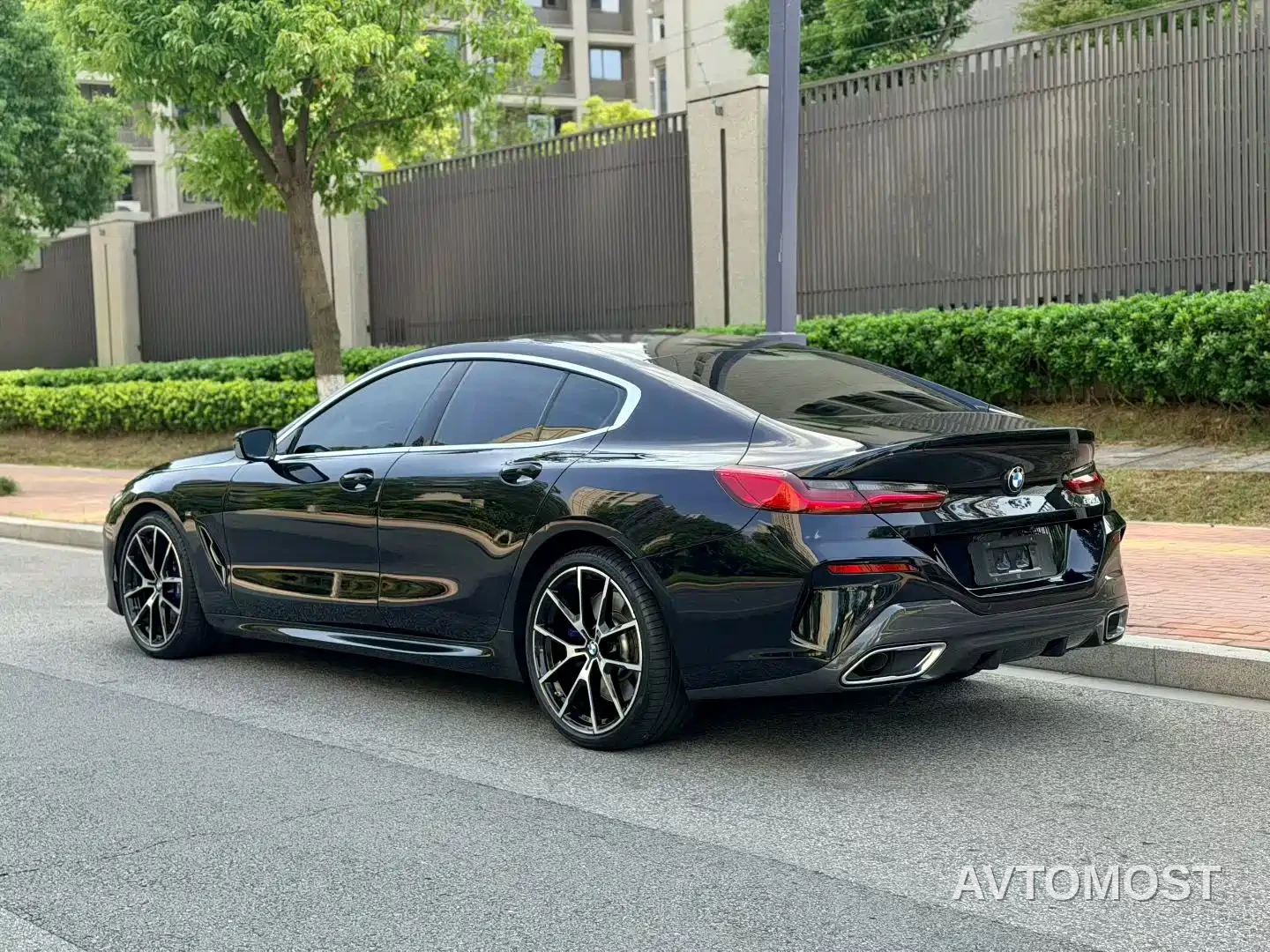 BMW 8 Series 2022 840i Gran Coupe M Sport Package — фото 14